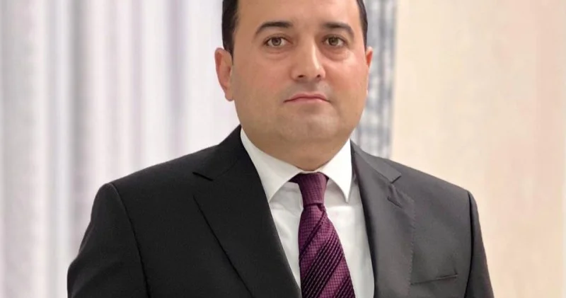 Rəhbəri A(a)qil olan “Ə(ə)dalət”in İ(i)radəli baş redaktoru varsa, bu qəzetə zaval yoxdur İqbal Alısoydan TƏBRİK YAZISI
