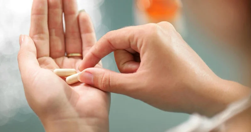 Həkim: D vitamini bütün il boyu, hətta istidə də qəbul edilməlidir