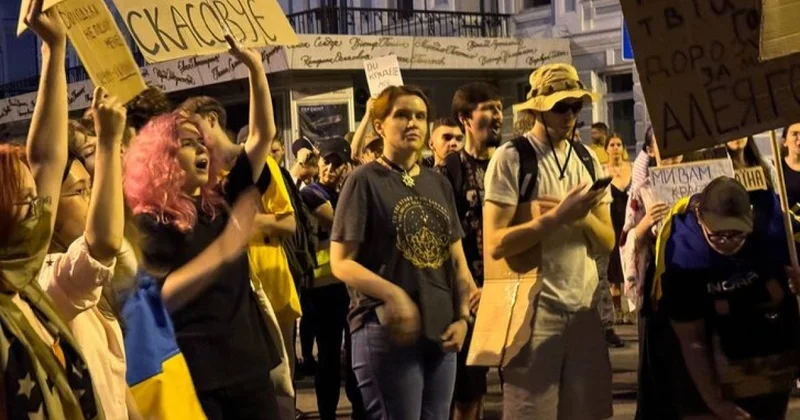 Киев протестует уже пятый день фото; видео