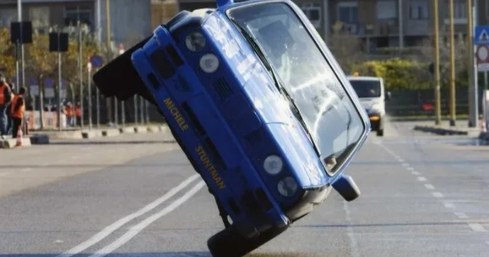 BMW ilə 2 təkər üstə 371 kilometr
