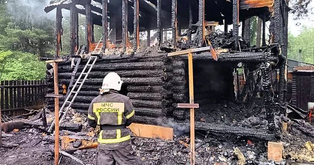 Ev almışdılar, cəmi bir gün yaşadılar, ev yanıb kül oldu...