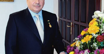 İsgəndər Xəlilovun Rusiyadakı biznesi təhlükə altında Oğlunun adına olan şirkətə basqın oldu və...