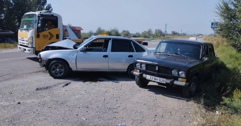 Kürdəmirdə zəncirvari ağır qəza: Xəsarət alanlar var FOTO