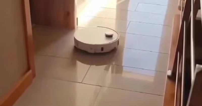 Qadın deyindi, tobot tozsoran intihar etdi ANBAAN VİDEO