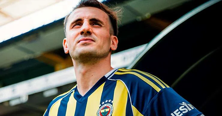 Roma Kerem Aktürkoğlunu transfer siyahısına saldı