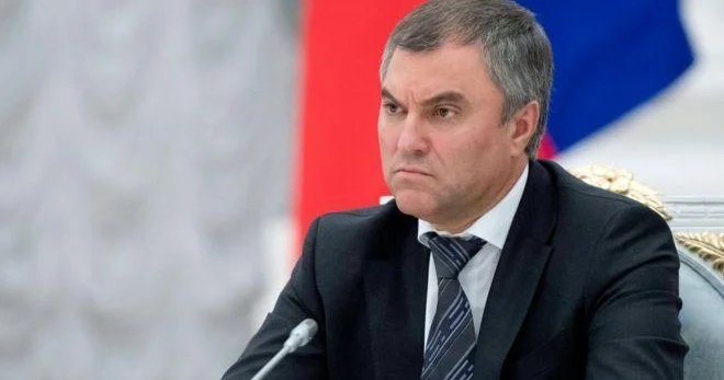 Volodindən miqrantlarla bağlı sərt tələblər