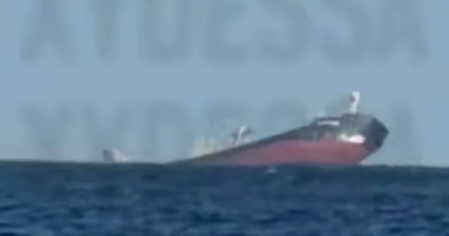 Odessa yaxınlığında Qara dənizdə gəmi batdı ANBAAN VİDEO
