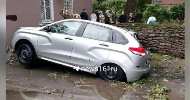 Rostov vilayətində güclü qasırğa − Ölən və yaralananlar var