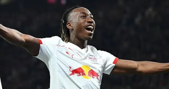 Real 19 yaşlı futbolçunu heyətinə qatır RAZILAŞMA