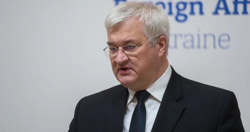 Andrey Sibiqa: Rəsmi Kiyev liderlər səviyyəsində görüşlərə hazırdır