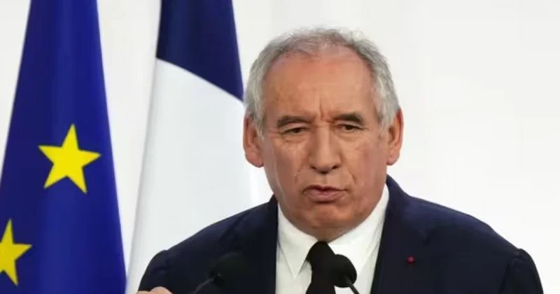 Fransa növbədənkənar seçkilərə gedə bilər