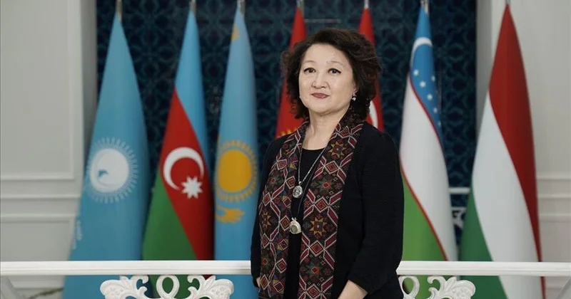 Böyük tarixə bədii baxış