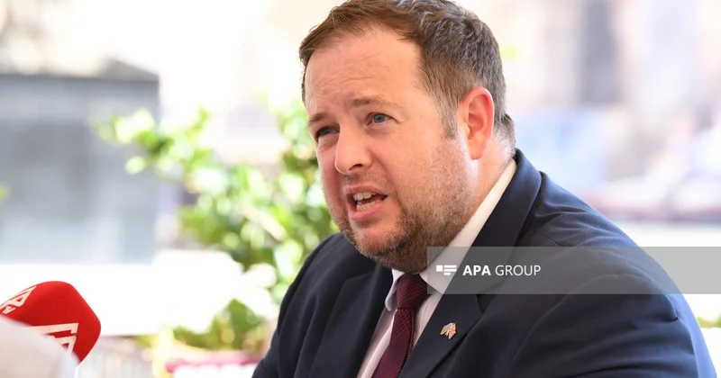 Britaniya Azərbaycanla münasibətləri strateji tərəfdaşlıq səviyyəsinə qaldırmaq niyyətindədir