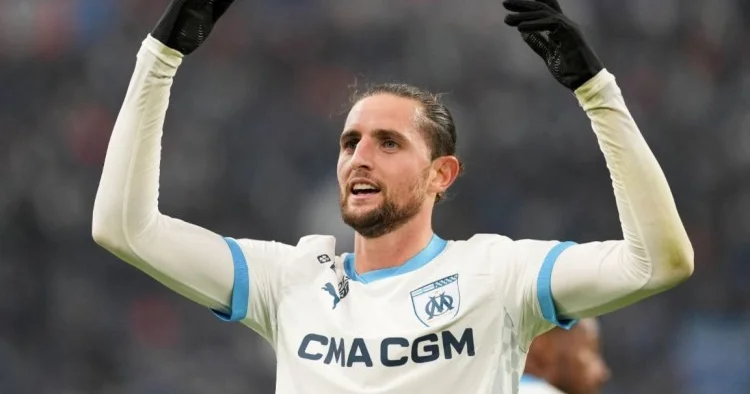Komanda yoldaşı ilə dalaşan futbolçu Milan ın hədəfində