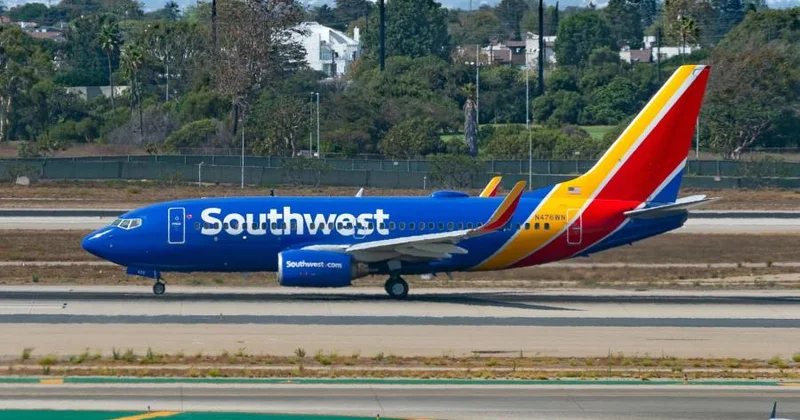 “Southwest Airlines” artıq çəkili sərnişinlərdən iki yer üçün ödəniş tələb edəcək
