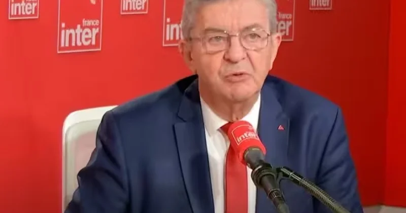 Fransada prezident Emmanuel Makronun vəzifədən uzaqlaşdırılması üçün yeni təşəbbüs irəli sürülüb