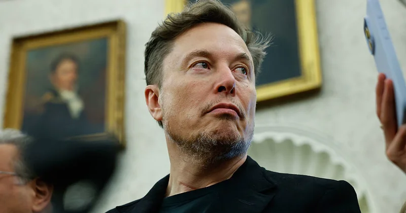 Elon Mask: Öz xalqını məhv edən hökumət legitim deyil