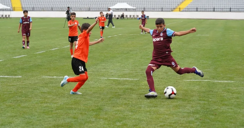 “Ulduz Cup”da ilk günün nəticələri bəlli olub FOTO