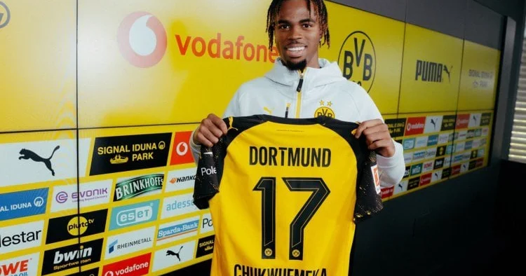 “Borussiya” İngiltərə millisinin üzvünü transfer etdi