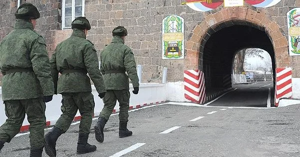102 ci rus hərbi bazası üçün geri sayım başladı RƏY