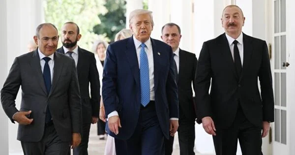 Ağ Ev Bakı və İrəvan arasında sülh sazişini gözləyir