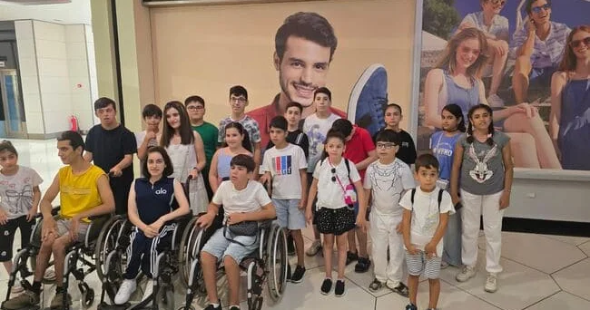 “Mələklərimin Arzuları” İB nin himayəsində olan əlilliyi olan uşaqlara həsr olunan tədbir keçirilib