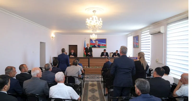 Hacıqabul Rayon İcra Hakimiyyətində növbəti vətəndaş qəbulu keçirildi FOTOLAR