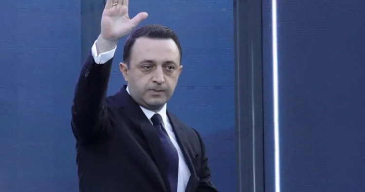 Qaribaşvili: Artıq bu siyasi farsa qatılmaq niyyətində deyiləm