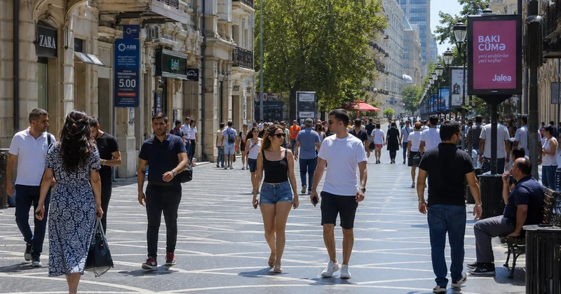 Azərbaycanlılar niyə getdikcə daha çox borclanır? İqtisadçıdan XƏBƏRDARLIQ