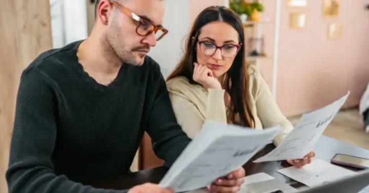 Əhalinin banklara borcu artır: İstehlak kreditləri 10 milyard manatı keçib Bir ildə 1 milyard manat artım