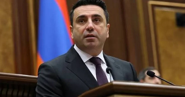 ​“Koçaryanla bağlı zəng etməyin…” Simonyan Moskvaya ismarıc göndərdi
