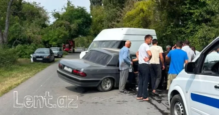 Zaqatalada QAZ 31 lə Ford toqquşdu VİDEO