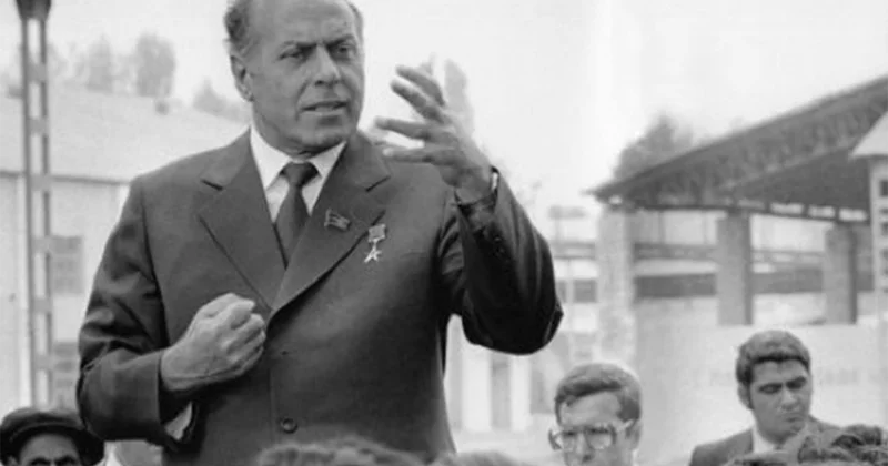 Heydər Əliyev Qorbaçovun Özbəkistanla bağlı məkrli planlarına qarşı Tarixin yaddaşı