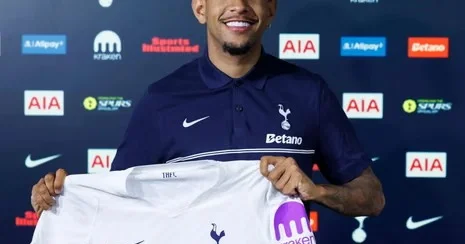 “Tottenhem” daha bir futbolçunu transfer etdi