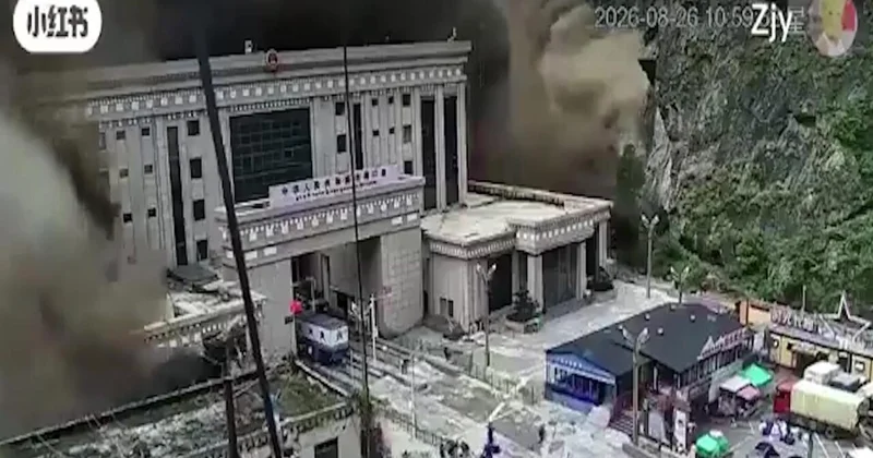 Наводнение в Непале: пропавшими числятся более 380 человек ВИДЕО