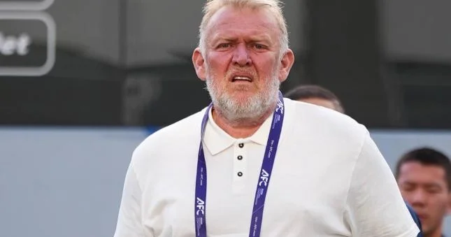Robert Prosineçki istefaya göndərildi