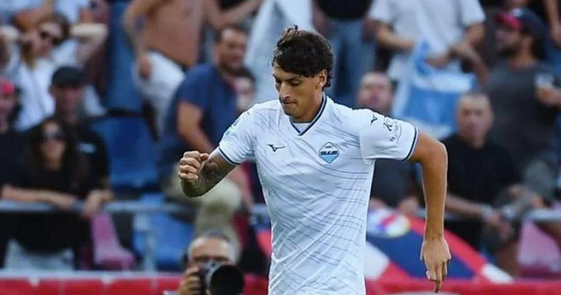 Mussolininin nəticəsi 100 il əvvəl ulu babasının açdığı stadionda debüt etdi