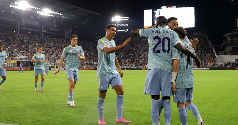 Klublararası Dünya Çempionatının ilk darmadağını