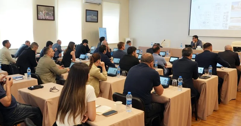 Fərid Qayıbov idman federasiyalarının nümayəndələri ilə görüşdü