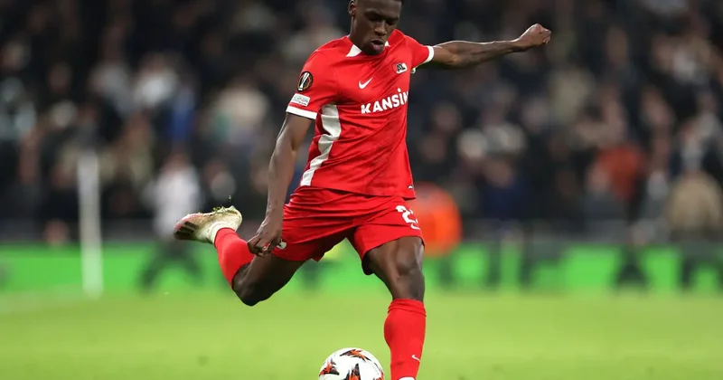 Niderlandlı ulduz Beşiktaş a transfer olundu