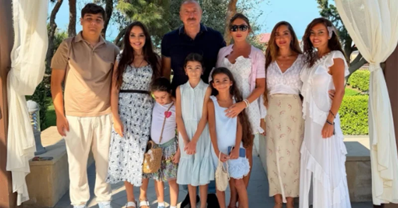 Prezident ailəsinin səmimi Fotosu