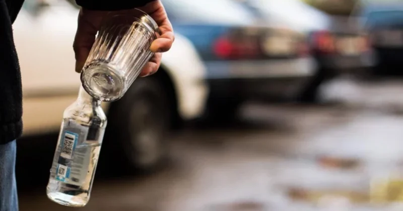Rusiyada metanol faciəsi: Saxta alkoqollu içkidən azı 19 nəfər öldü