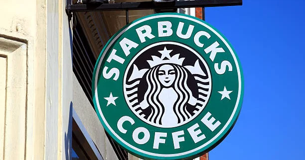 “Starbucks” yüzlərlə mağazasını bağlayır