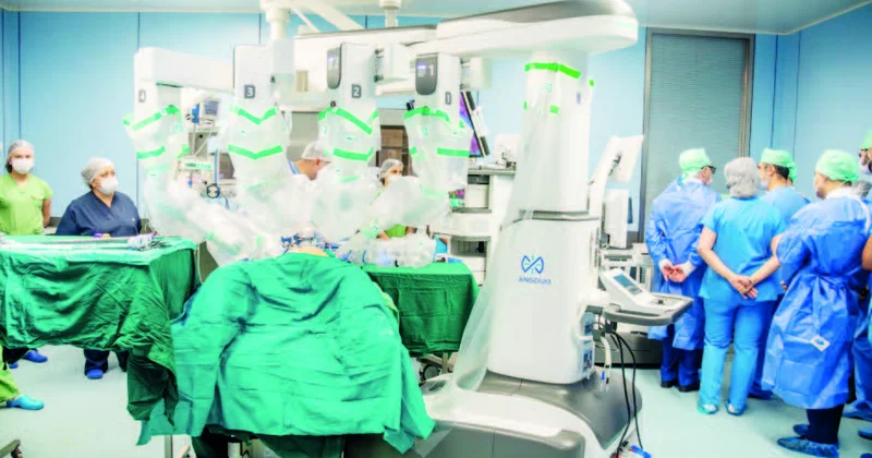 Ölkəmizdə robotla ilk onkoloji əməliyyat aparıldı