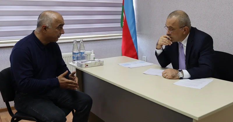 Zaur Mikayılov Xaçmazda vətəndaşlarla görüşdü (FOTO)