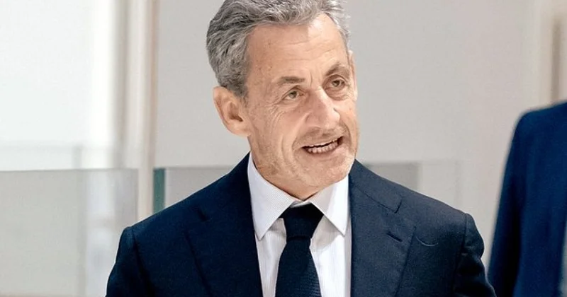 Sarkozi Makrondan əfv istəyir?