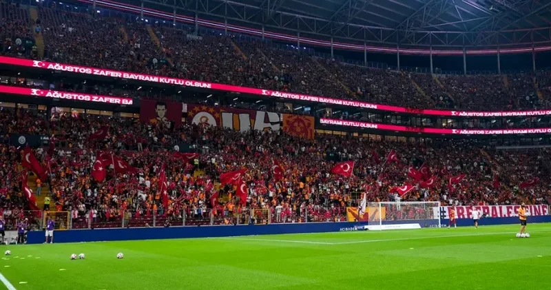 Qalatasaray rəhbərliyindən Liverpul matçı öncəsi azarkeşlərə sürpriz