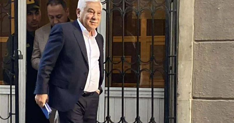 Sabiq icra başçısı hakim qarşısında FOTO