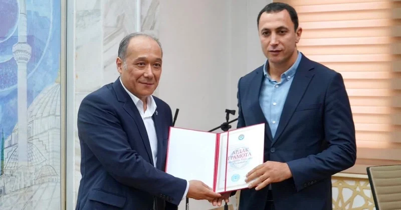 Diaspor rəhbəri Fəxri Fərmanla təltif edilib FOTOLAR