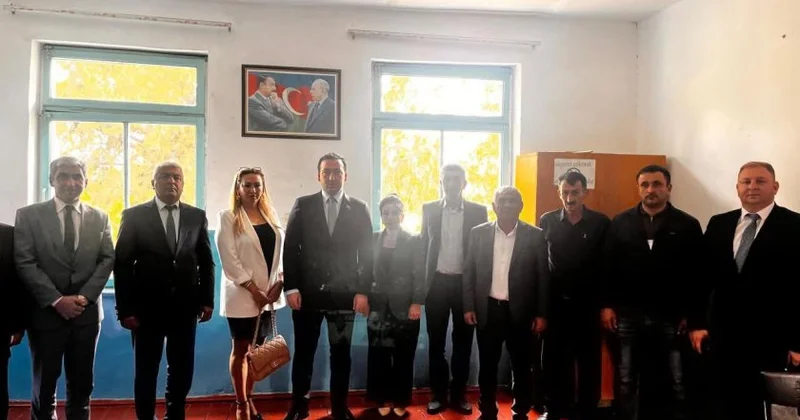Deputat Mahir Süleymanlı seçicilərlə görüşüb